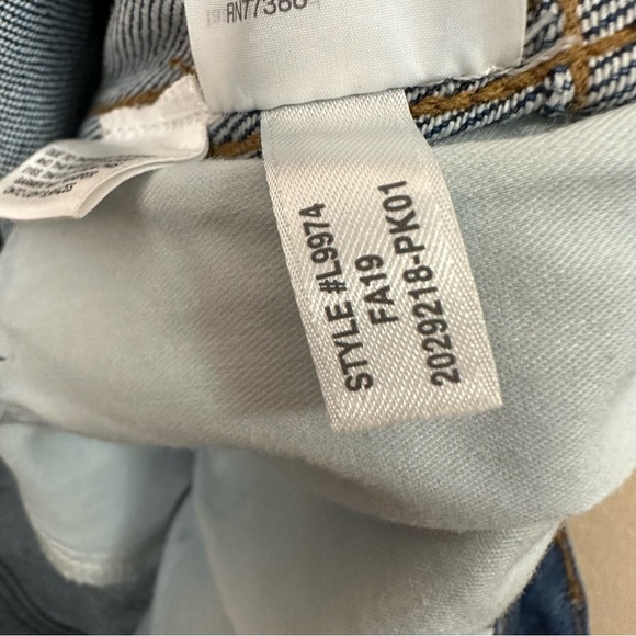 Madewell Denim Mini Skirt Button Up with Pockets - Picture 9 of 12